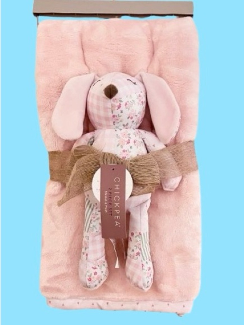 🆕-Chickpea Baby-2-Piece Plush Blanket & Pink Bunny Set.